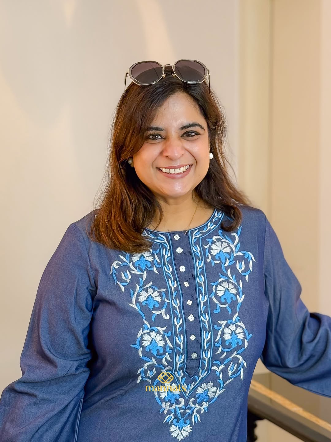 Blue Denim Thread Embroidered Kurta - This Blue Denim Thread Embroidered Kurta blends contempora (6)