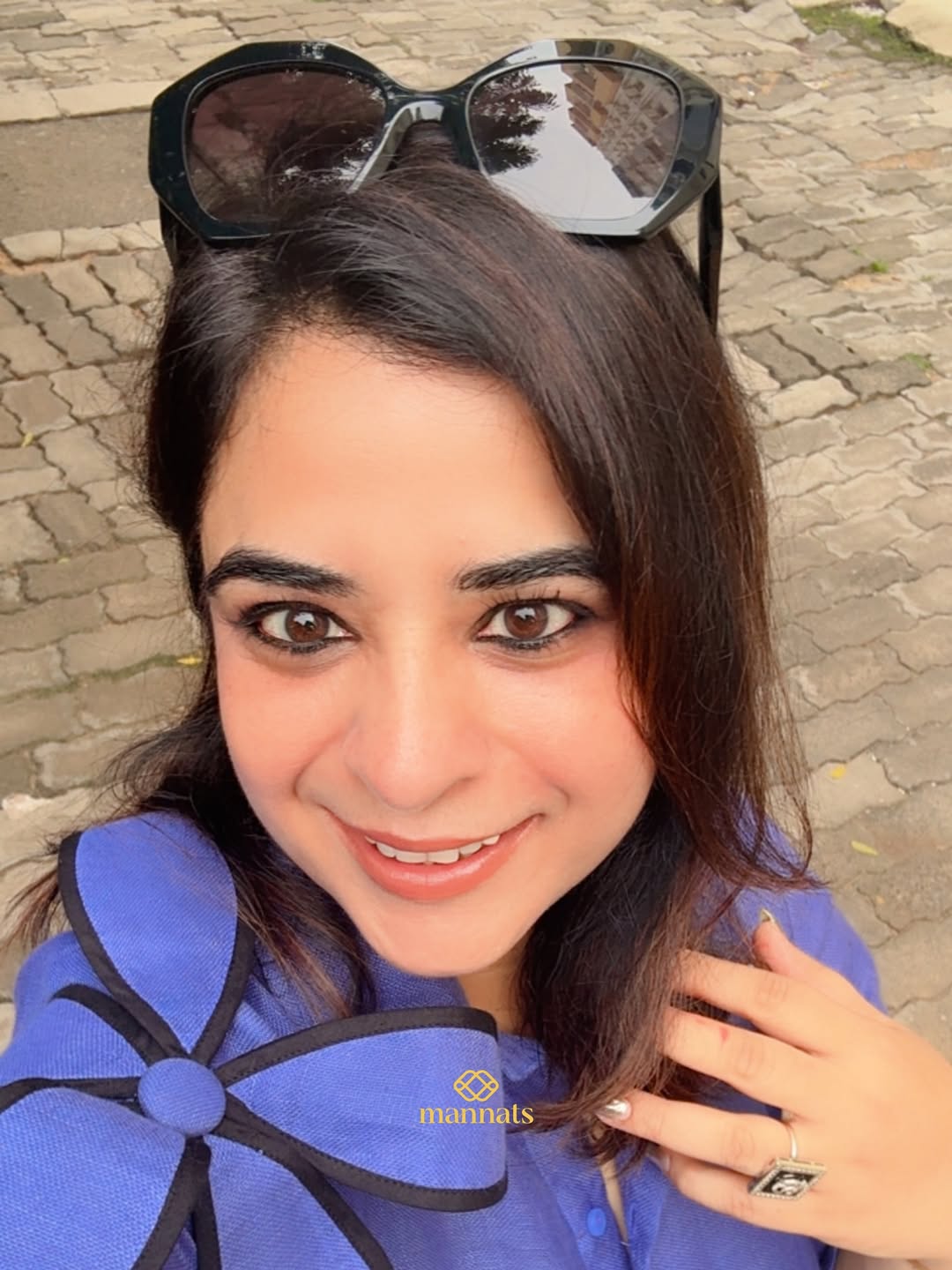 Effortless elegance in pure linen 🌿Our coord set adorned with delicate appliqué patchwork flowe (3)