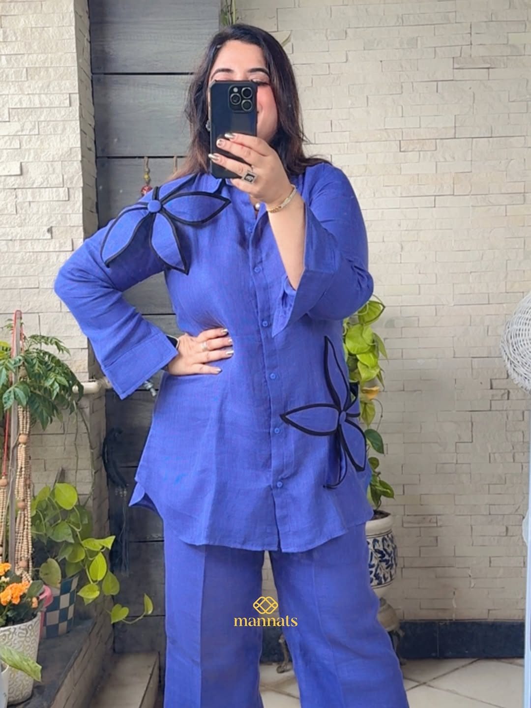 Effortless elegance in pure linen 🌿Our coord set adorned with delicate appliqué patchwork flowe