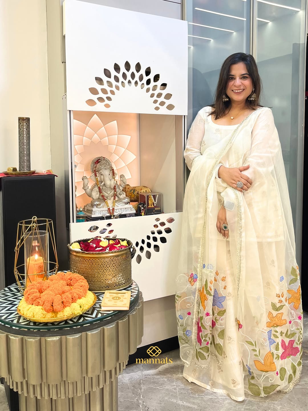 𝐑𝐚𝐧𝐠𝐯𝐚𝐥𝐢 (Day-1 रंगों और रूपों का उत्सव)🙏🏼🤍This Chanderi zari embroidered sharara sui